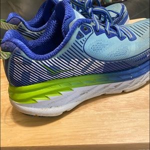 Hoka 1 Bondi 5 size 7.5